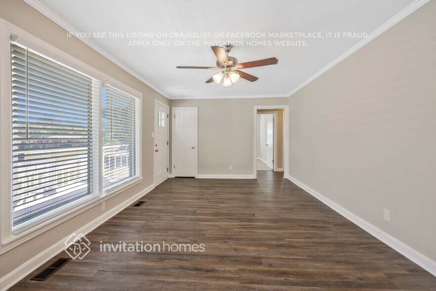 Building Photo - 512 Inwood Dr