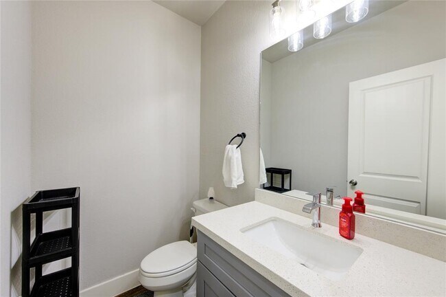 Building Photo - 14514 Sanour Dr