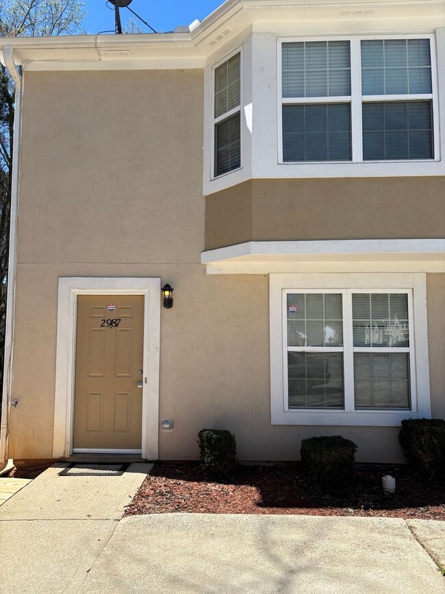 Building Photo - 2987 Fields Dr