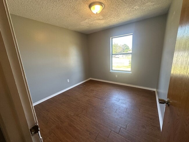 Building Photo - 12756 Candleridge Dr