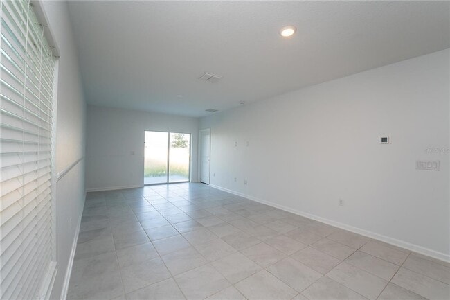 Building Photo - 336 Loch Ct