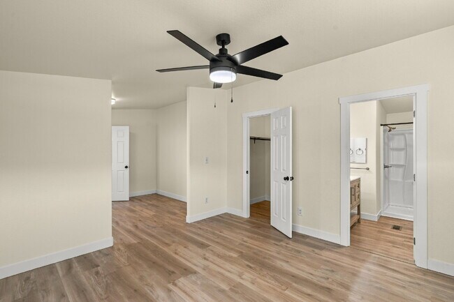 Building Photo - 1756 Tolman Creek Rd