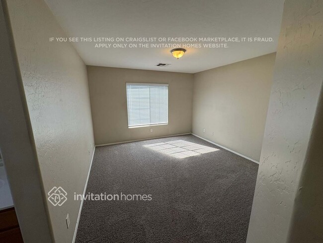 Building Photo - 11382 W Pima St