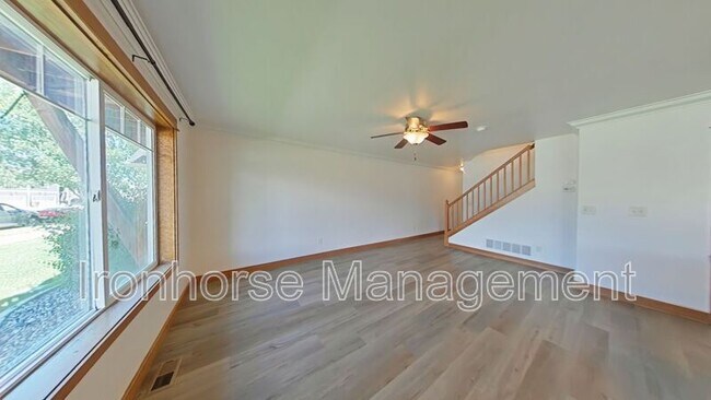 Building Photo - 5471 Glenellen Dr
