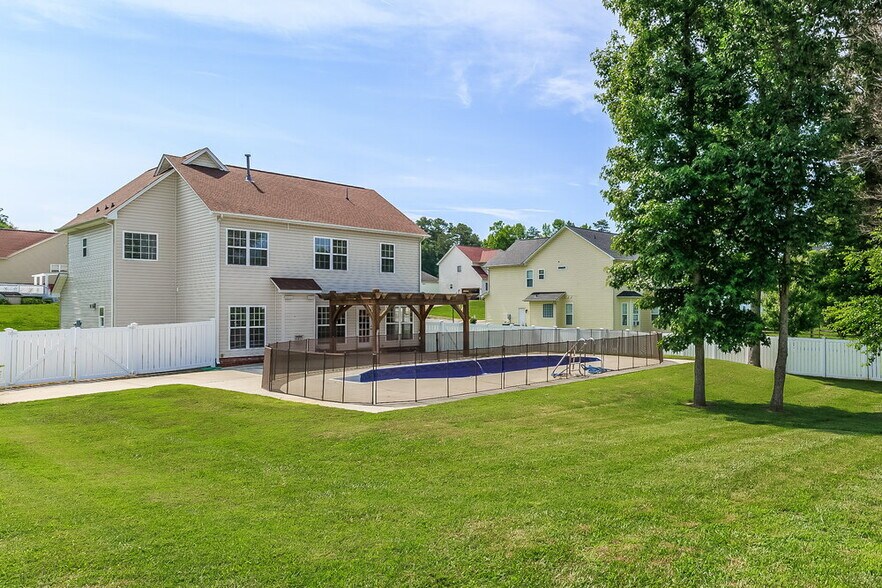 Building Photo - 4309 Donnell Dr