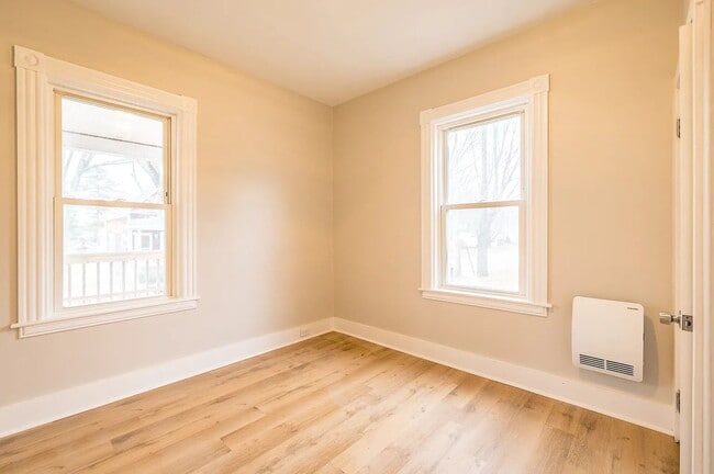 Building Photo - PRICE IMPROVEMENT! + Washer and Dryer INCLUDED in This Beautiful 2-Bedroom Apartment – Quiet, Pri...