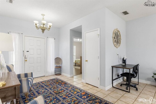 Building Photo - 5411 Forest Cove Dr