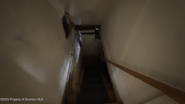 Building Photo - 996 PA-307