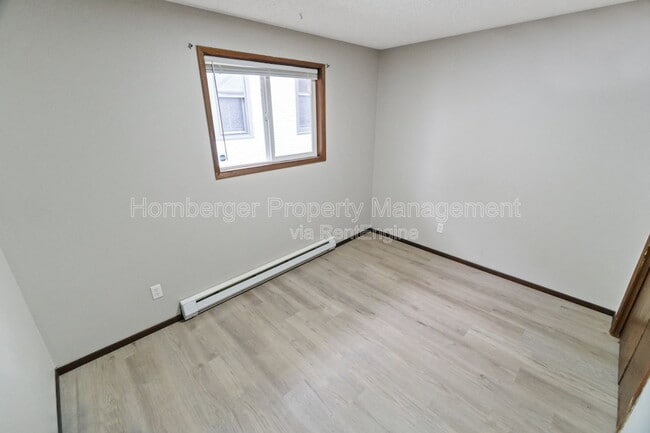Building Photo - 723 W York Ave