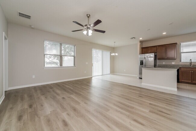 Building Photo - 1733 Cayman Cove Cir