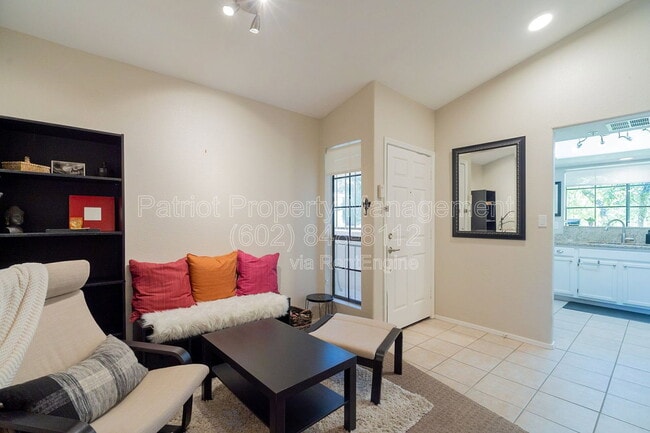 Building Photo - 6885 E Cochise Rd