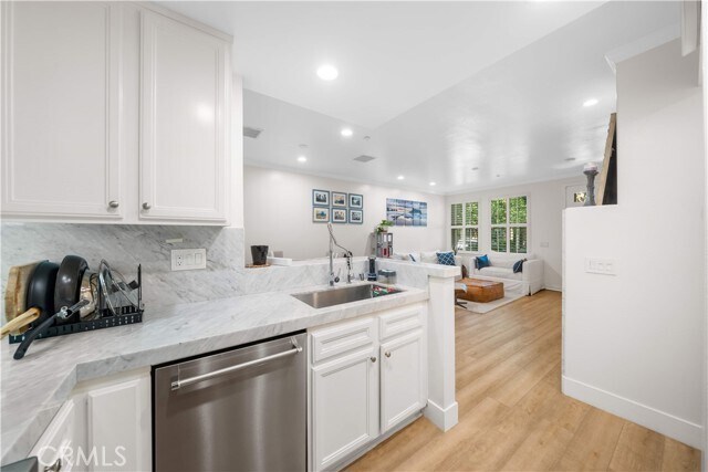 Building Photo - 120 Jadestone