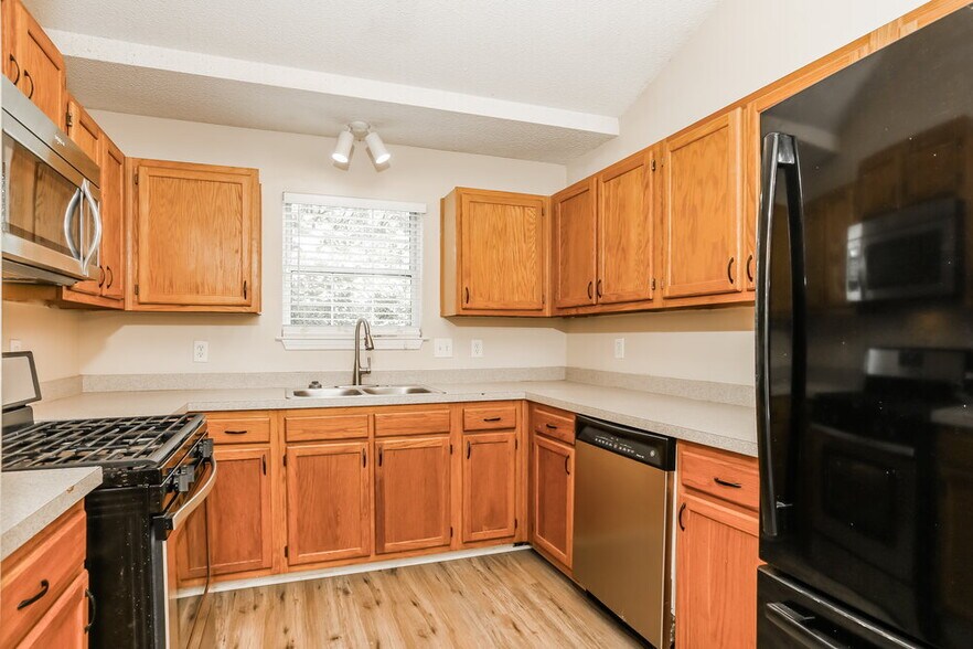 Building Photo - 3706 Wavetree Overlook NW