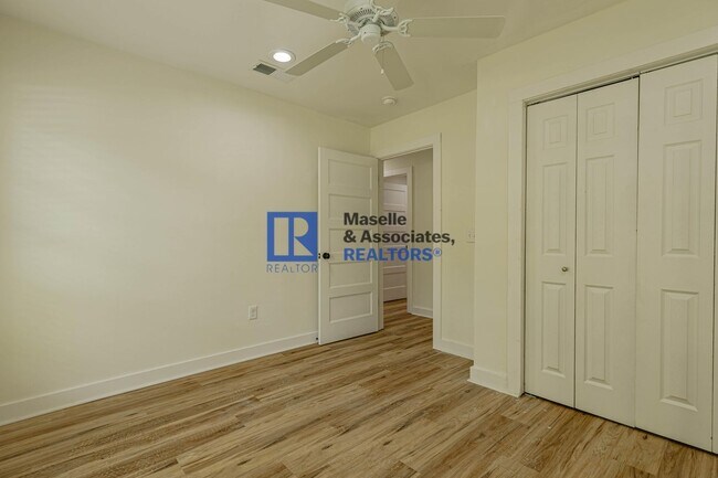 Building Photo - 107 Cumberland Rd