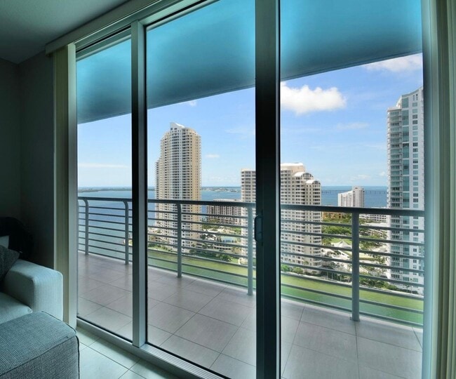 Building Photo - Two-Bedroom Residence with Bay and River V...