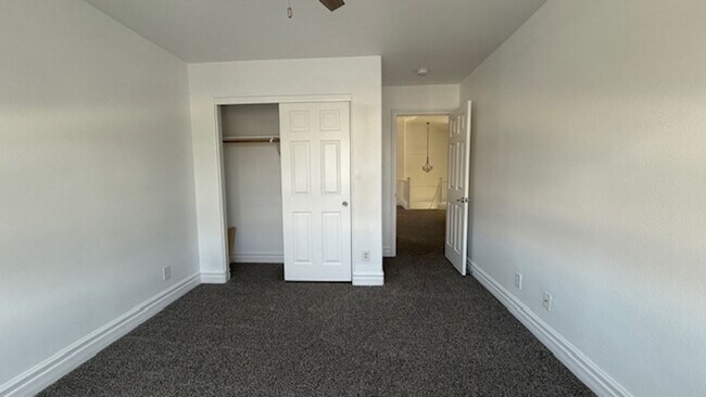Building Photo - STUNNING 2 STORY HOME IN A GUARD GATED COM...
