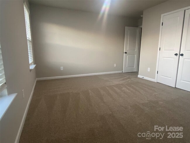 Building Photo - 7117 Stoney Wood Ln