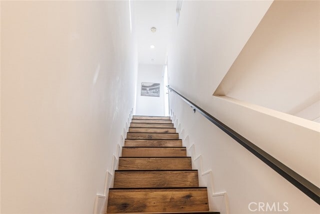 Building Photo - 3143 S Halm Ave