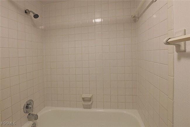 Building Photo - 1526 Park Meadows Dr