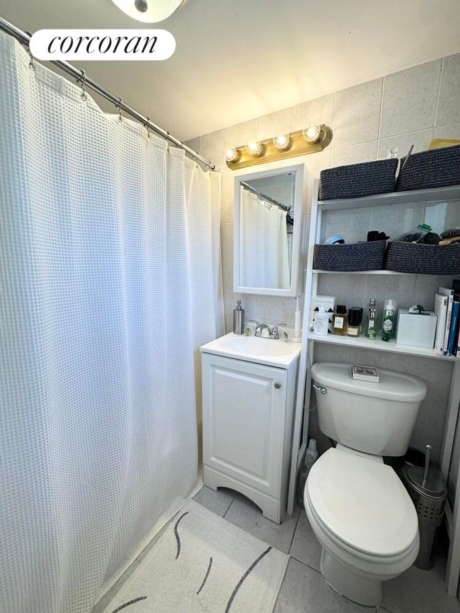 Building Photo - 89 3rd St