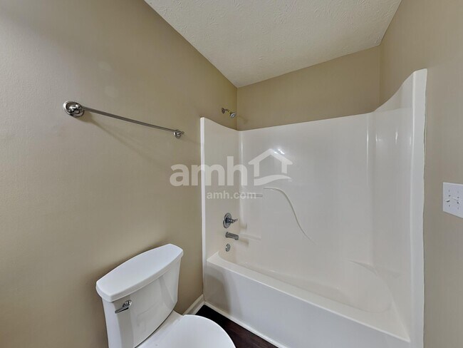 Building Photo - 11 Fillmore Way