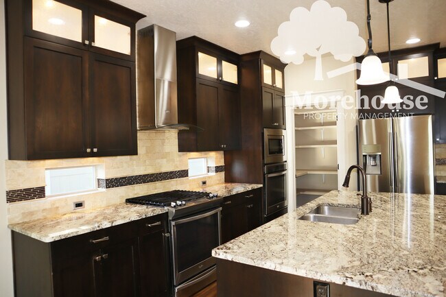 Building Photo - 7910 S Desert Ridge Ave