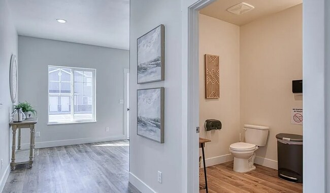 Building Photo - Modern 3-Bedroom Home with Resort-Style Amenities