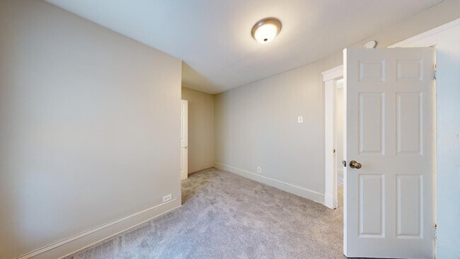 Building Photo - Brooklyn Center - 3 Bedroom Single Family ...