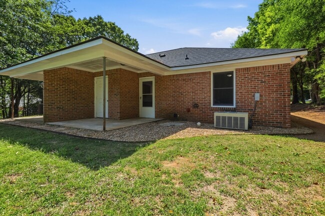 Building Photo - North Phenix City Duplex