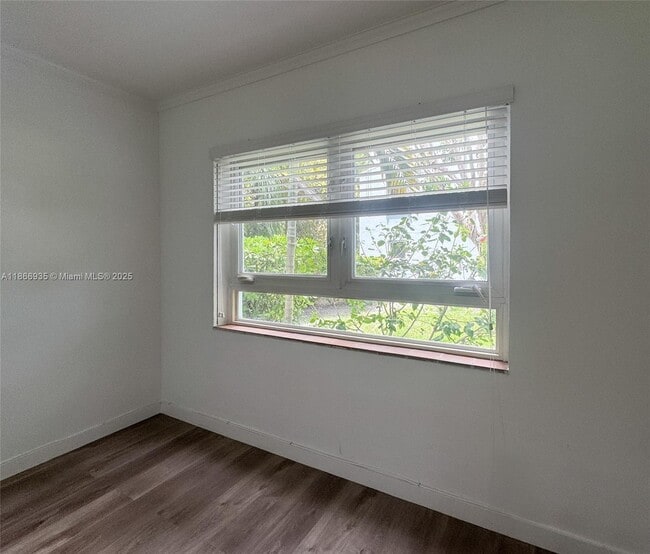 Building Photo - 7635 SW 57th Ave