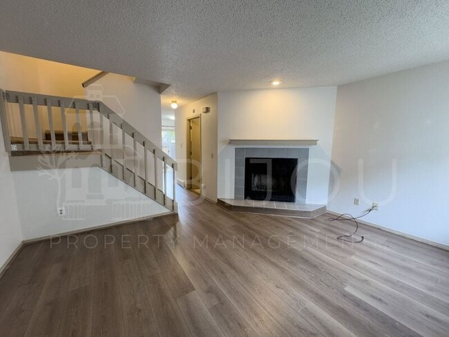 Building Photo - 2146 Baltimore Cir