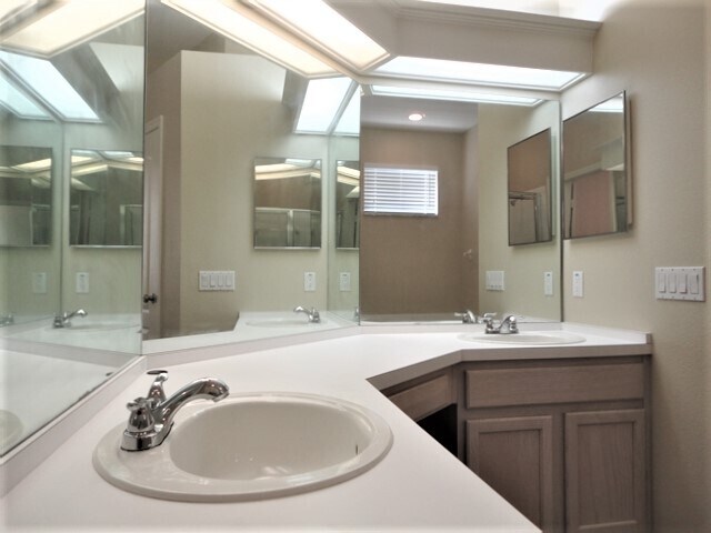Building Photo - 9309 Hunters Park Way