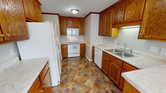 Building Photo - 3 Bedroom with BONUS Room in Jack Britt School District!