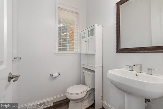 Building Photo - 66 Avery Wy