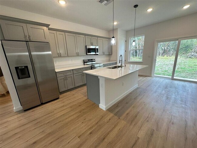 Building Photo - 6807 SW 153rd Pl Rd