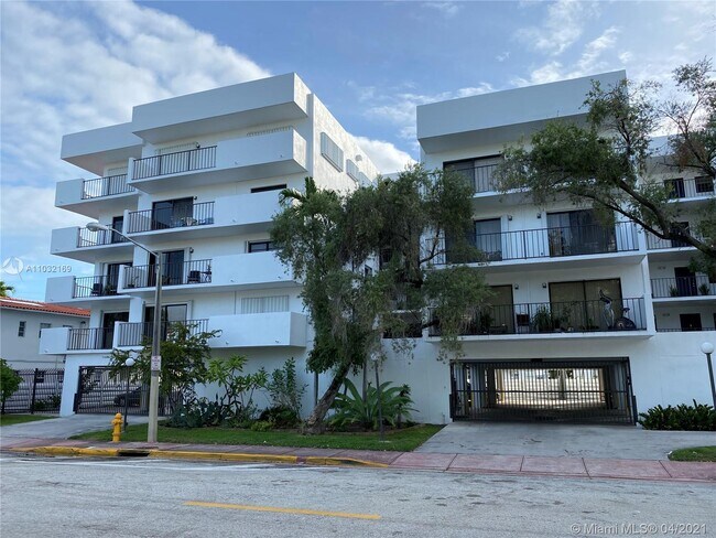Building Photo - 8255 Abbott Ave