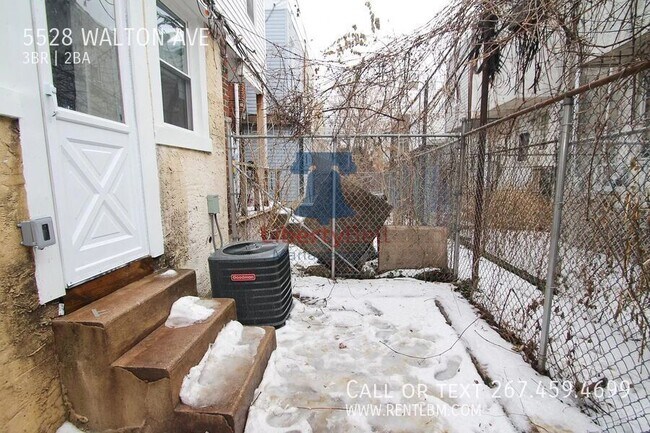 Building Photo - 5528 Walton Ave