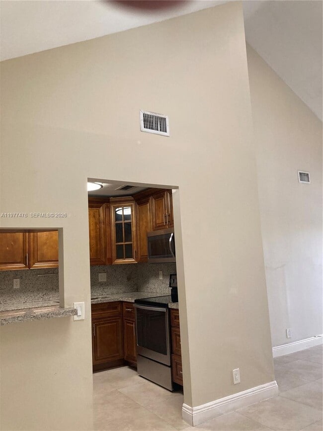 Building Photo - 10421 Mahogany Key Cir