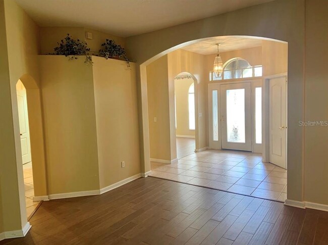 Building Photo - 2320 Post Oak Ct
