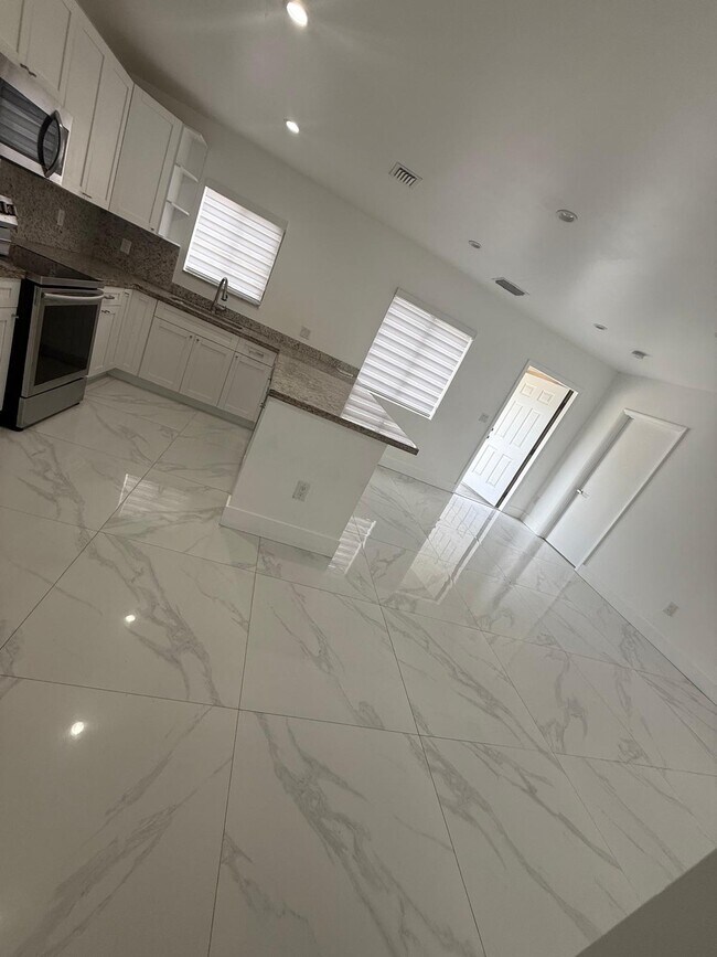 Building Photo - 1970 NW 47th Terrace