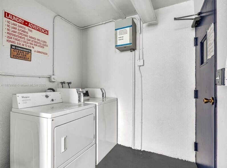 Building Photo - 546 SW 1st St