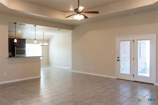 Building Photo - 2509 Meadow Lark Dr