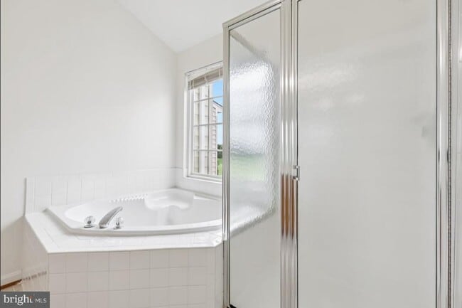 Building Photo - 6310 Cullen Pl