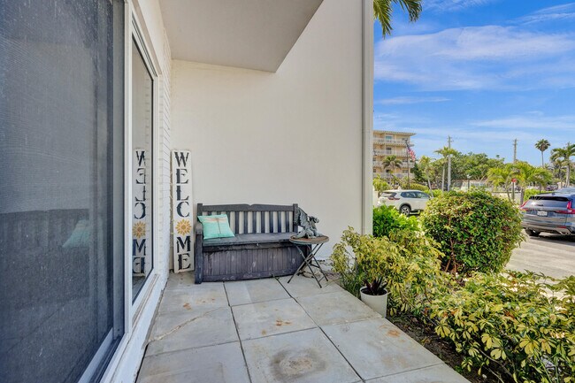 Building Photo - 4201 S Ocean Blvd
