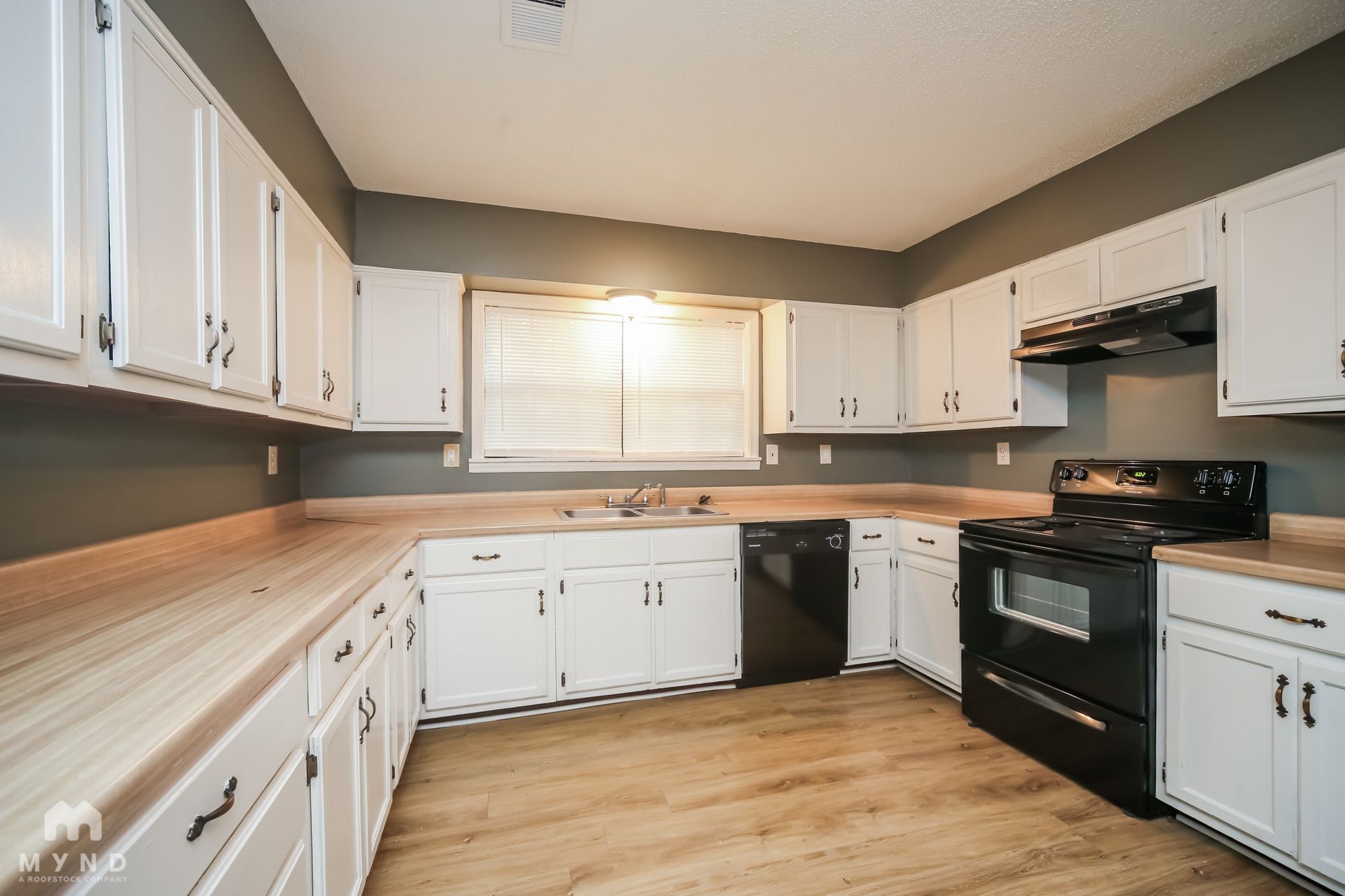 Building Photo - 5704 Westminister Ln