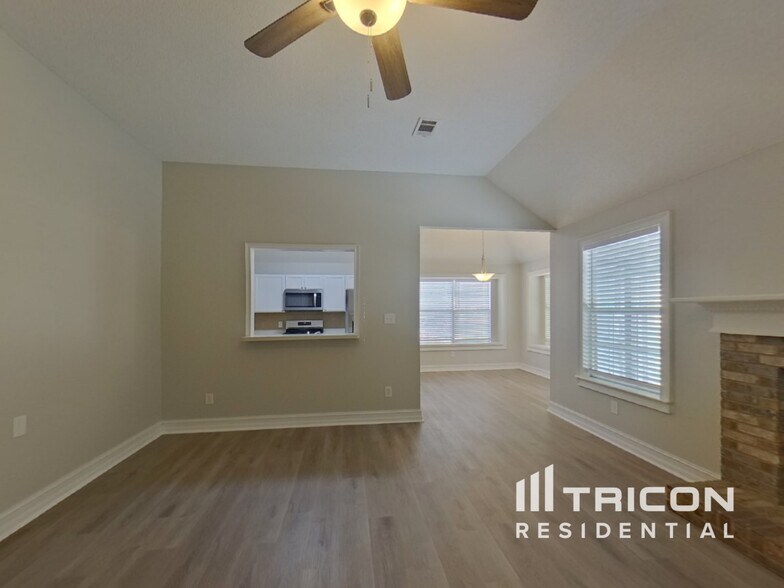 Building Photo - 301 Spivey Ridge Cir