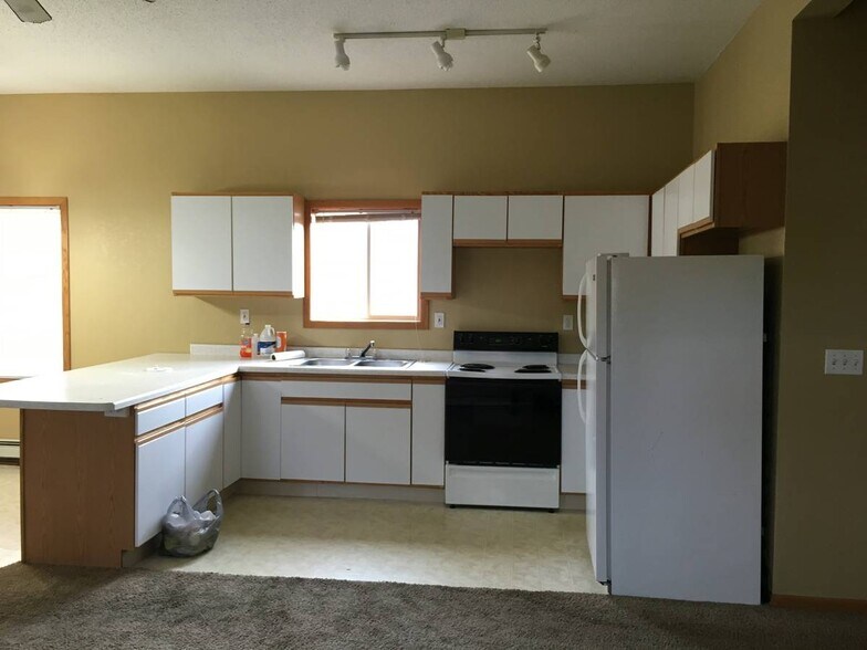 AVAILABLE JULY 2026 - Unit #1 - 1210 E 2nd St