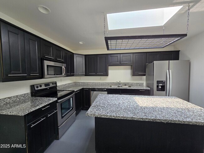 Primary Photo - 2302 N 36th St