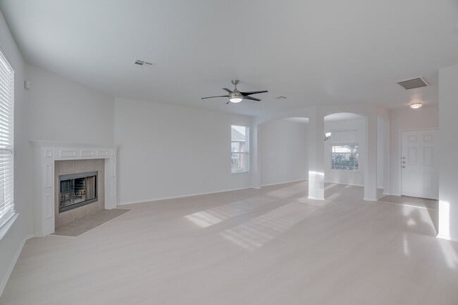 Building Photo - 20224 Stanley Robin Ln