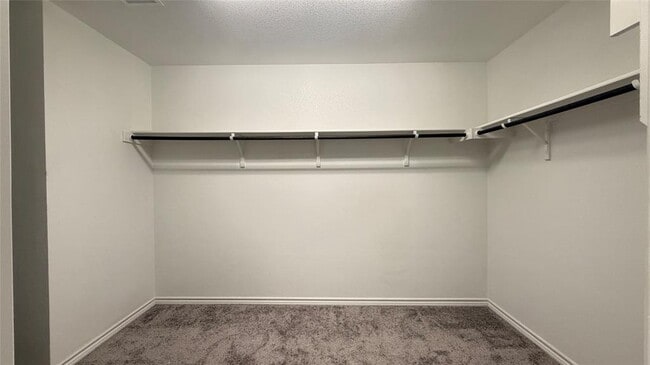 Building Photo - 9102 Gage Dr